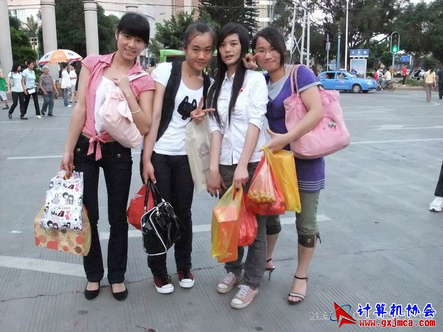 100518xcb065.JPG