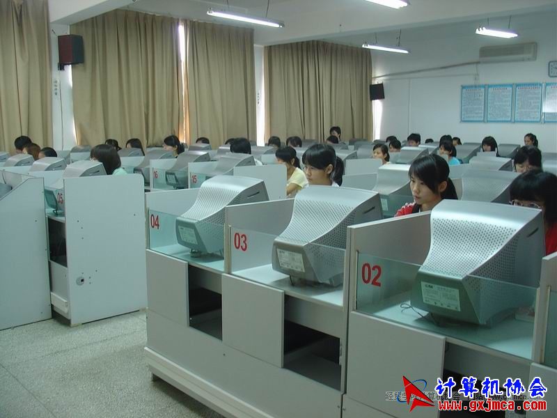 090520CAPX03.JPG
