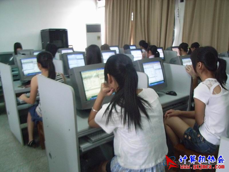090527CAPX05.JPG