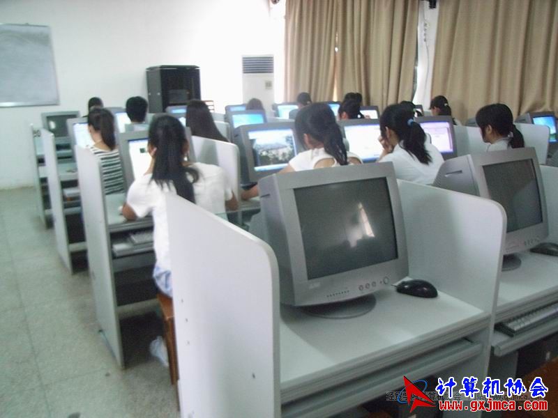 090527CAPX12.JPG