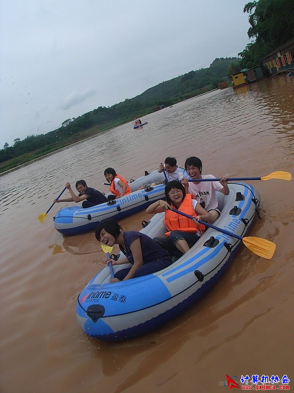 090529CA0188.JPG