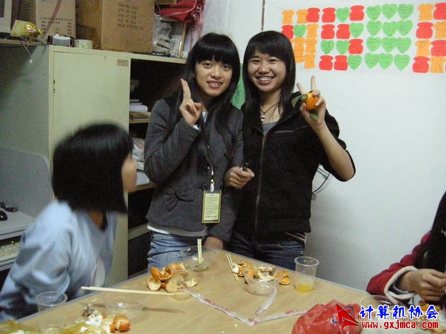 101126xcb16.jpg