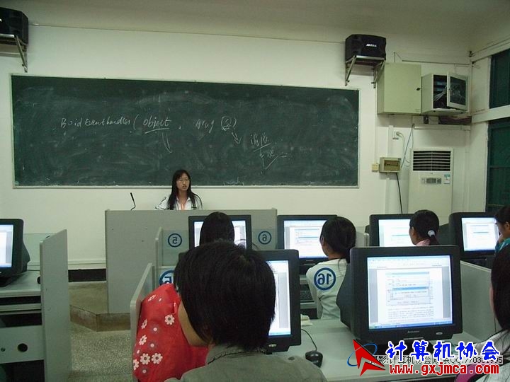 081103CAPX17.JPG