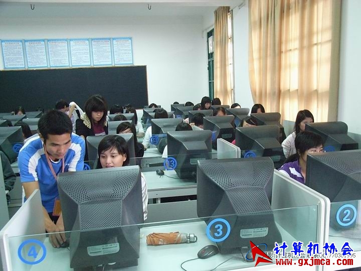 081105CAPX21.JPG