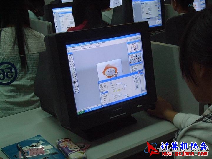 081105CAPX23.JPG