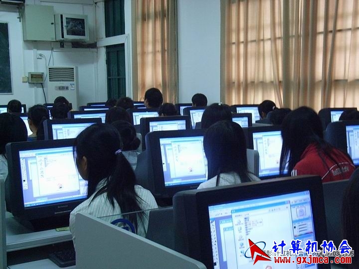 081105CAPX25.JPG