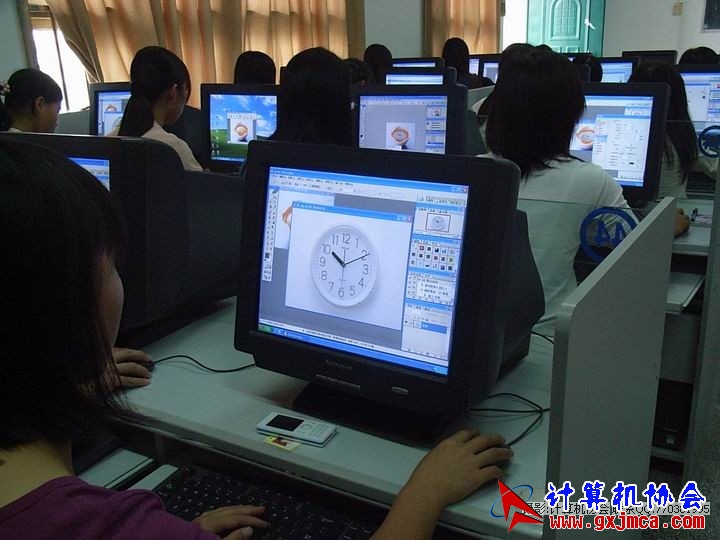 081105CAPX31.JPG