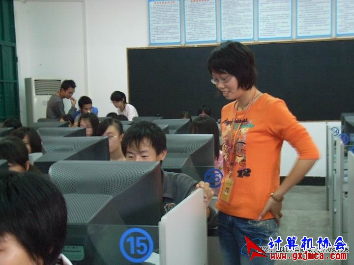 081105CAPX33.JPG