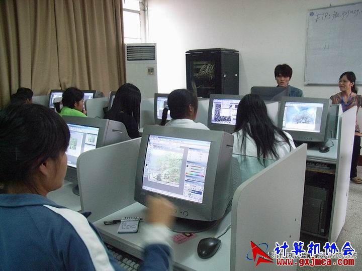 081105CAPX43.JPG