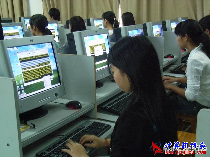 081109CAKH28.JPG
