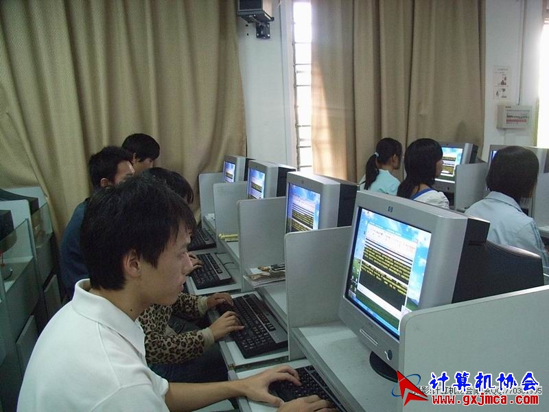 081109CAKH31.JPG