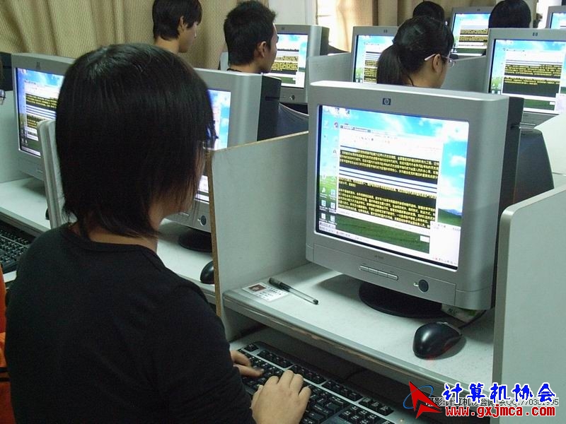 081109CAKH26.JPG