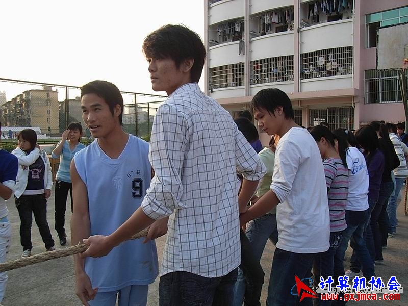 081113BH23.JPG