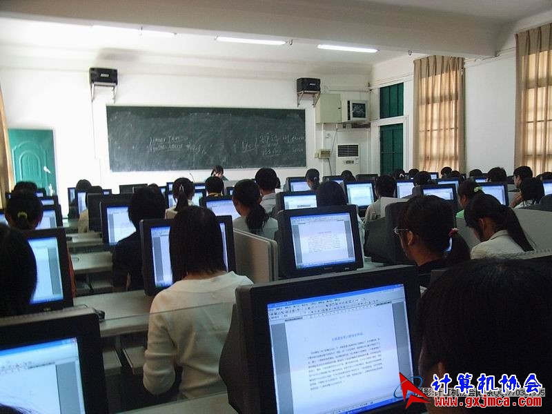 081113CAPX06.JPG