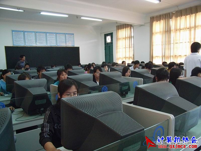 081113CAPX11.JPG