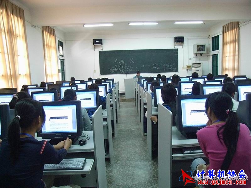 081113CAPX15.JPG