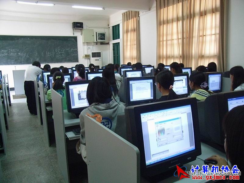 081113CAPX17.JPG