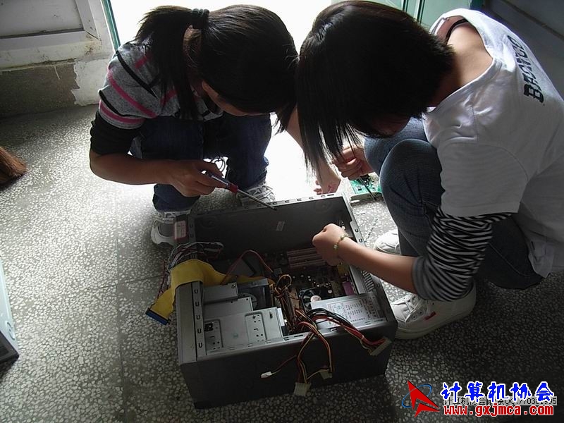 081115CAPX17.JPG