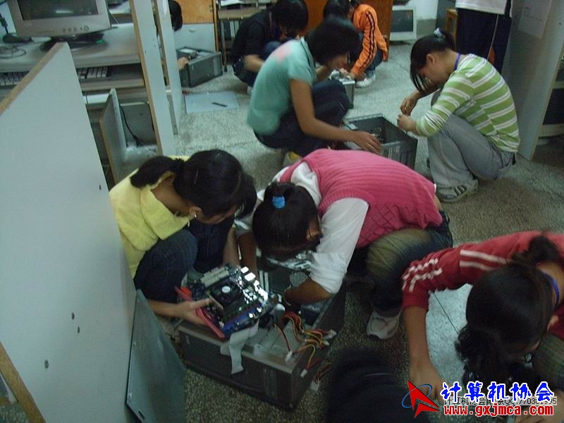081115CAPX31.JPG