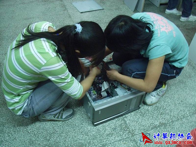 081115CAPX53.JPG