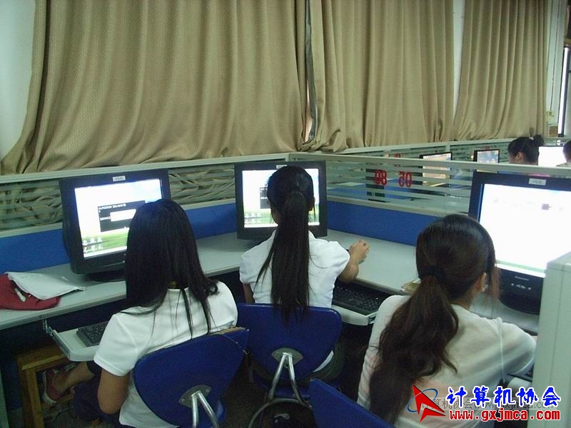 110512capx08.JPG