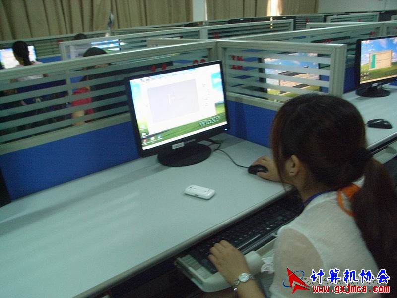 110512capx19.JPG