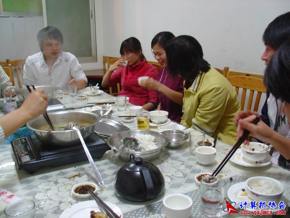 091206CAhg46.JPG
