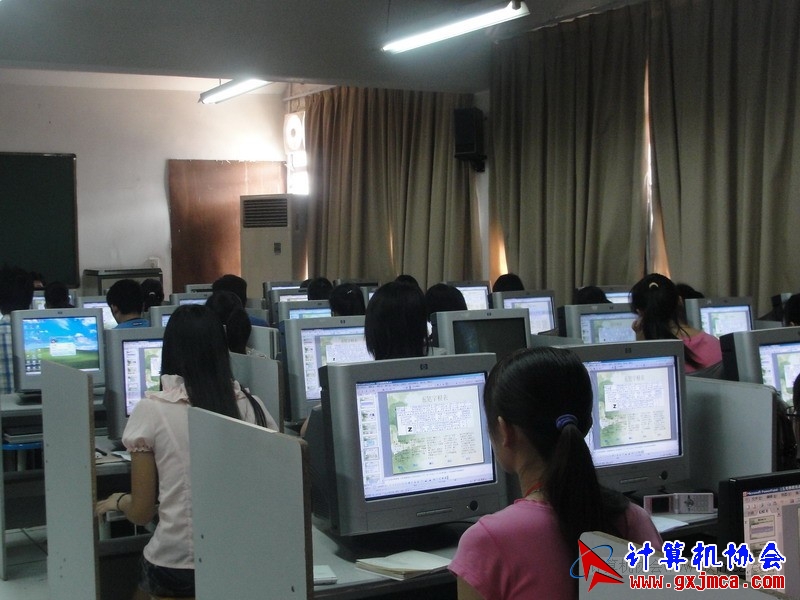 111020px18.JPG