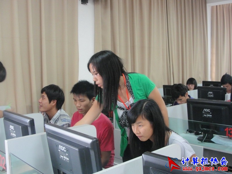 111020px40.JPG