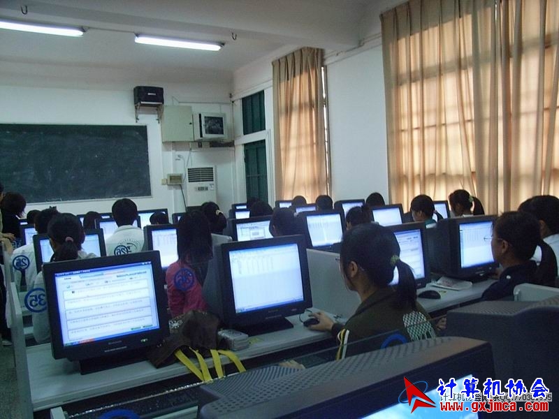 081119EX13.JPG