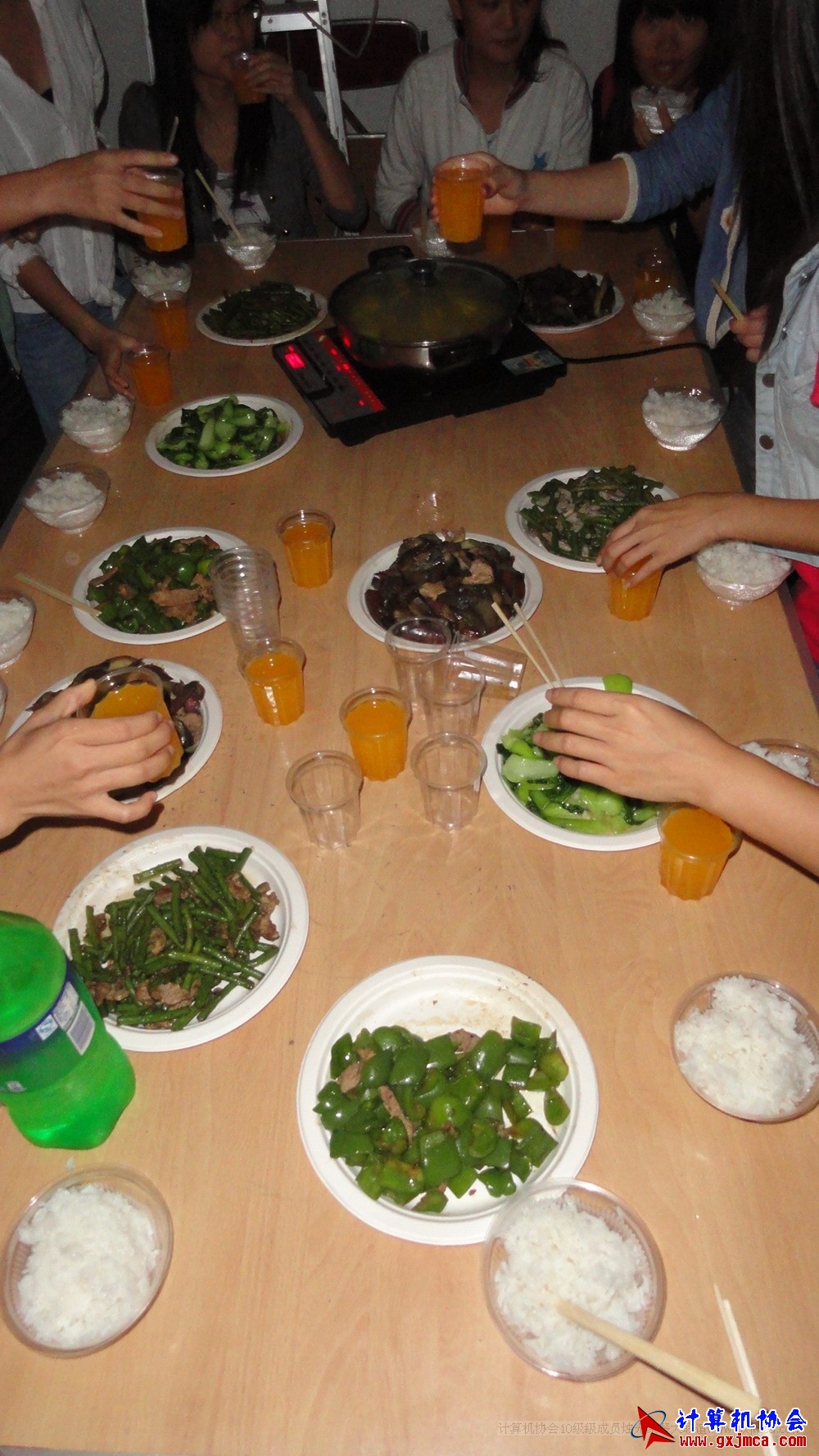 111112cajc004.JPG