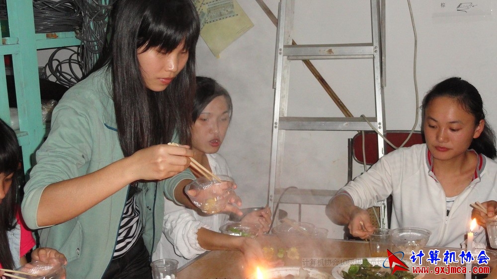 111112cajc014.JPG