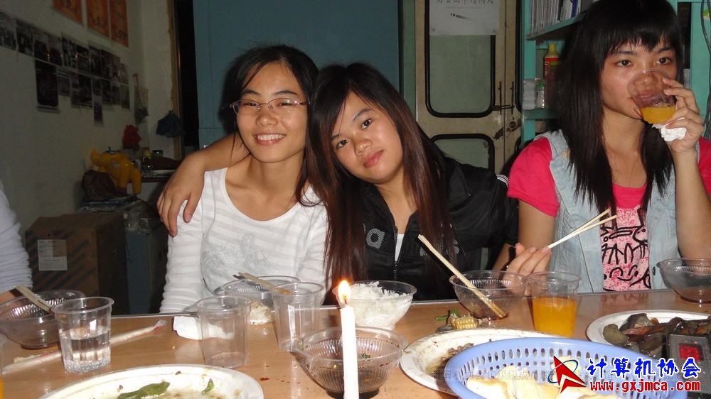 111112cajc049.JPG