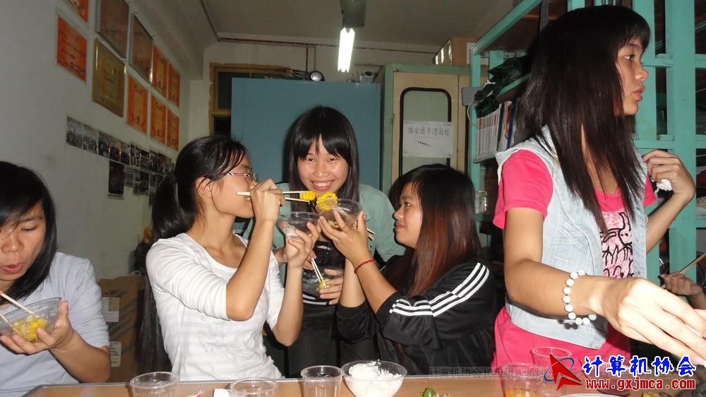 111112cajc057.JPG