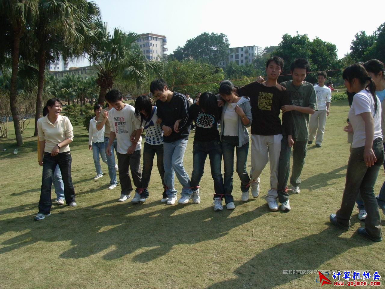 081130CA0445.JPG