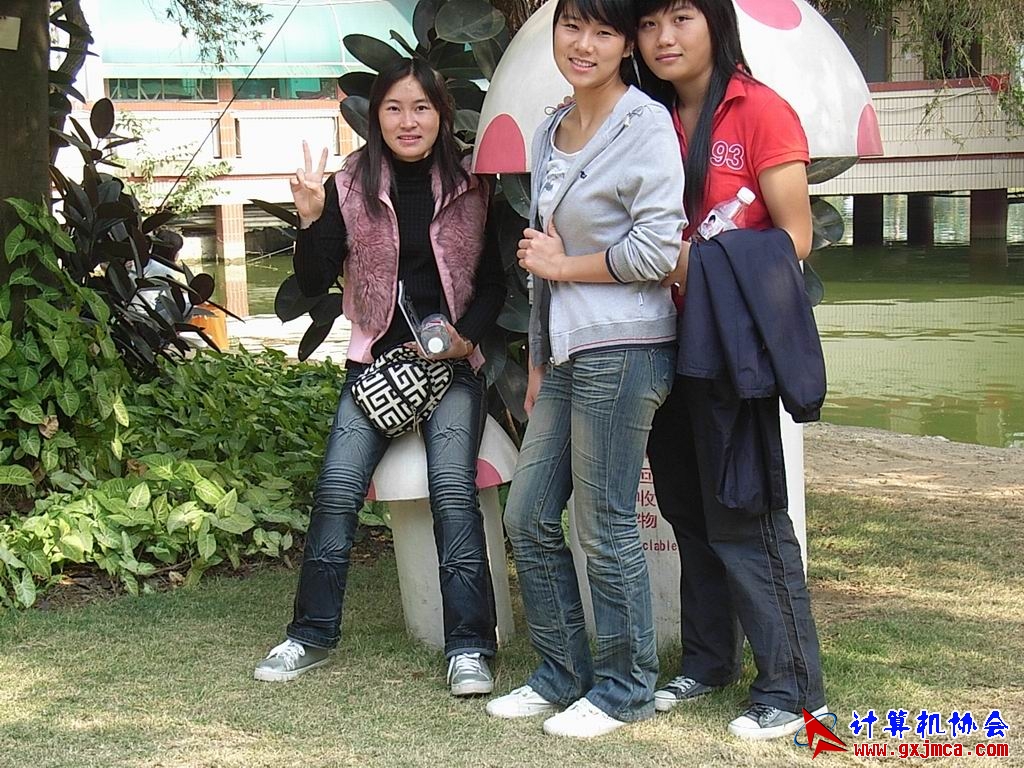 081213JHC13.JPG