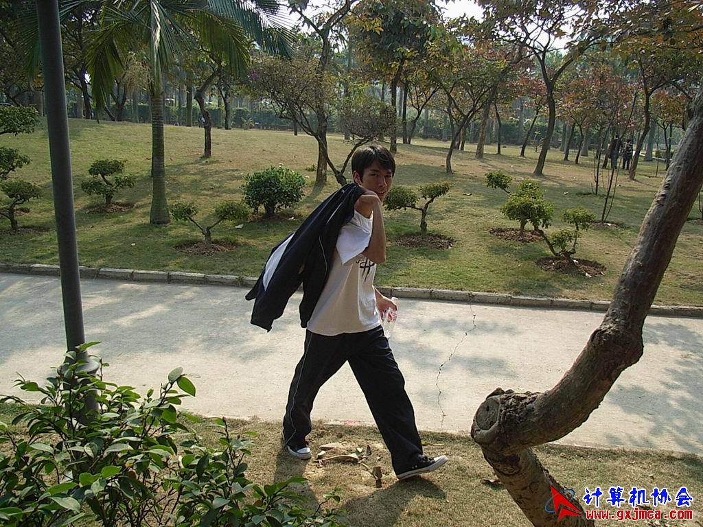 081213JHC36.JPG