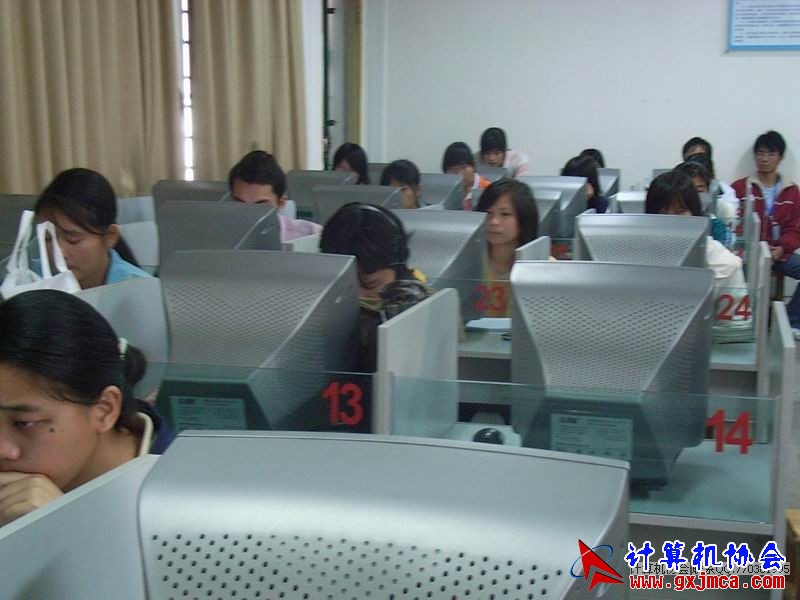 081203DH08.JPG