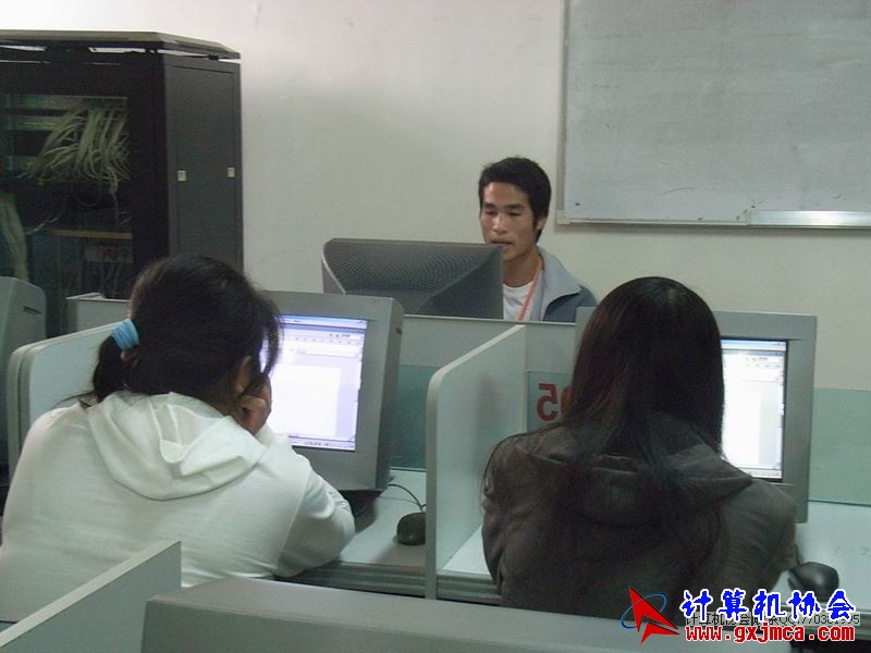 081203DH10.JPG
