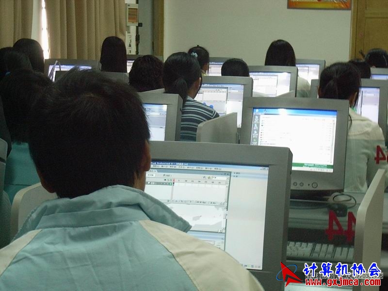 081203DH14.JPG
