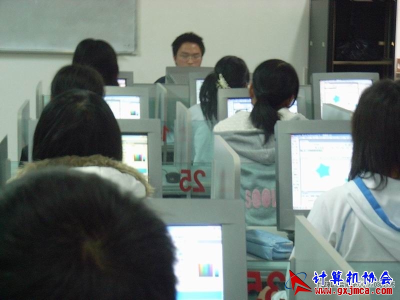 081203DH23.JPG