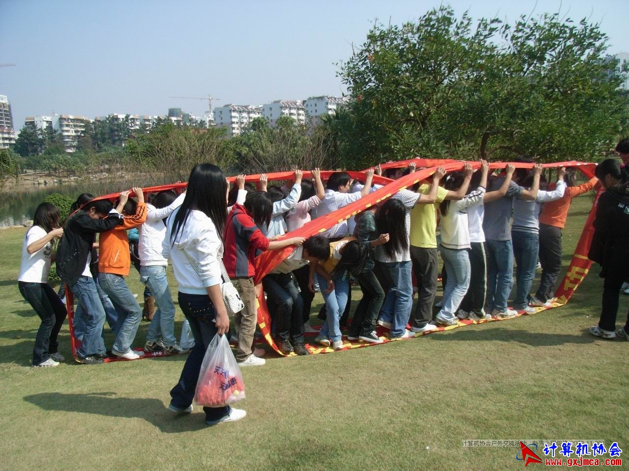 081130CA0592.JPG