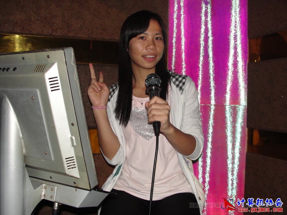 111115cakg041.JPG