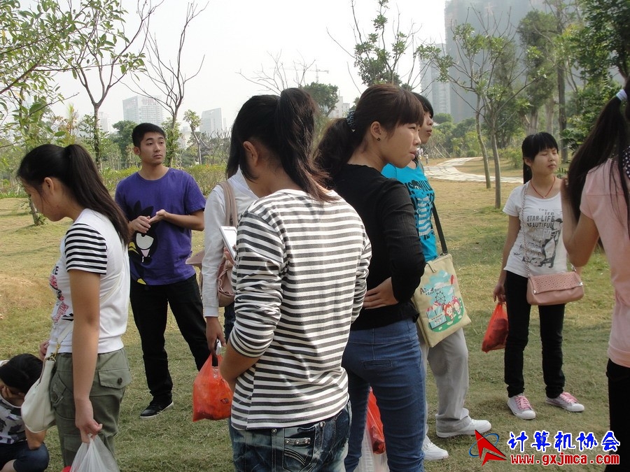 111120xcb043.JPG