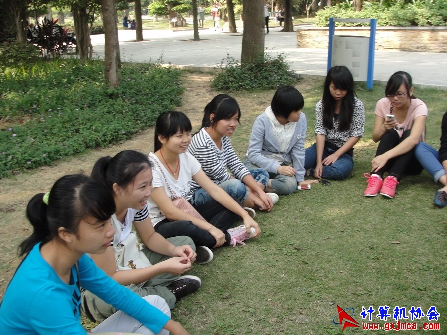 111120xcb100.JPG
