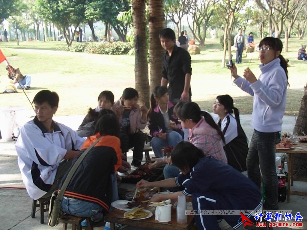 081130CA0925.JPG
