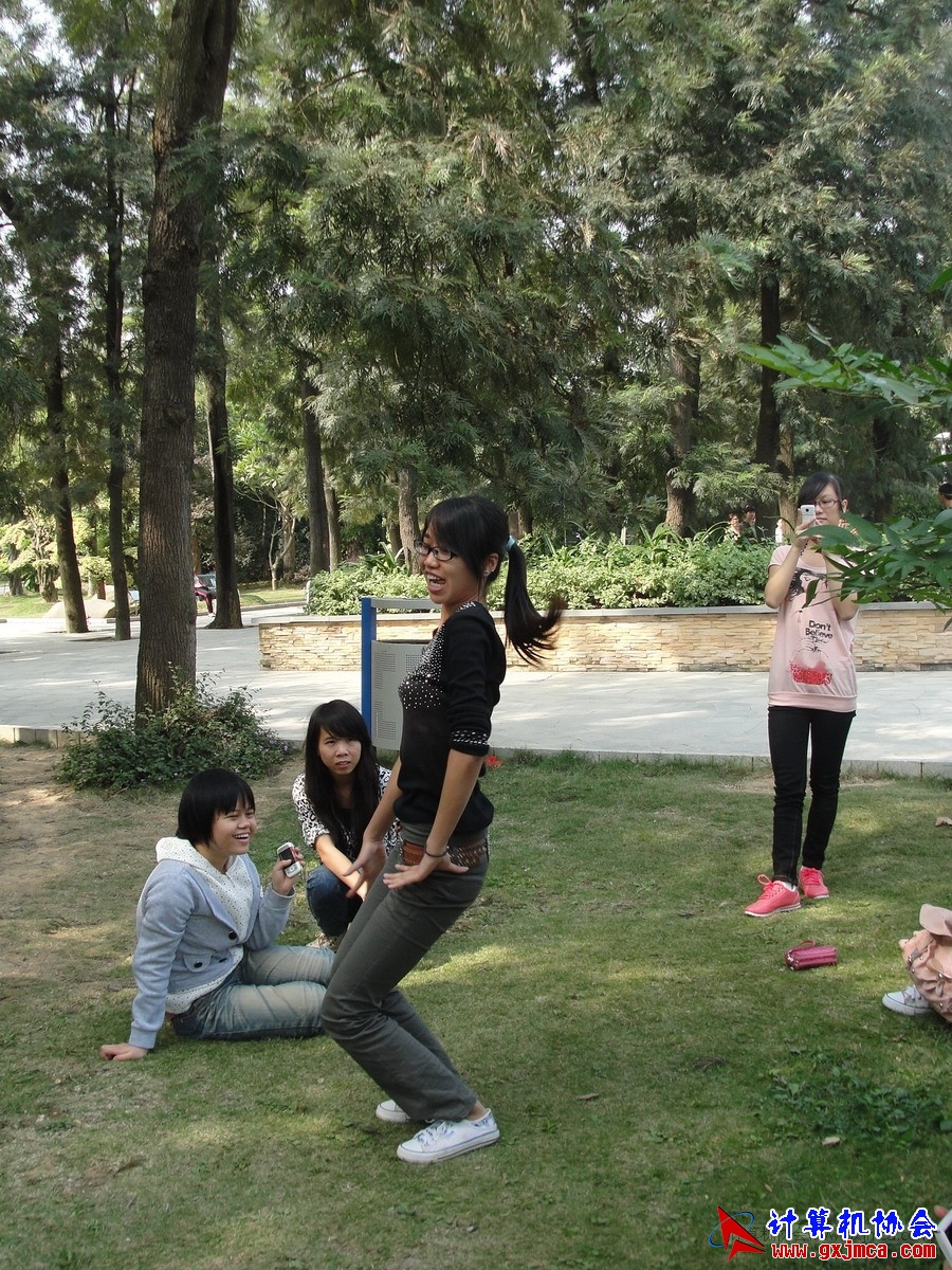 111120xcb148.JPG