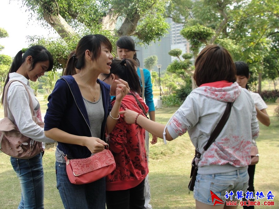 111120xcb260.JPG