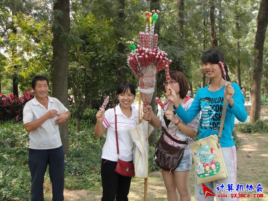 111120xcb276.JPG