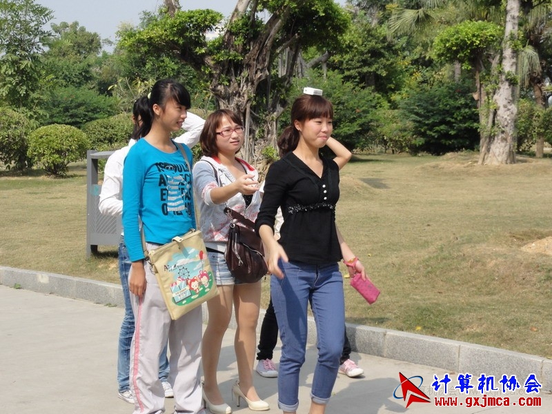 111120xcb448.JPG